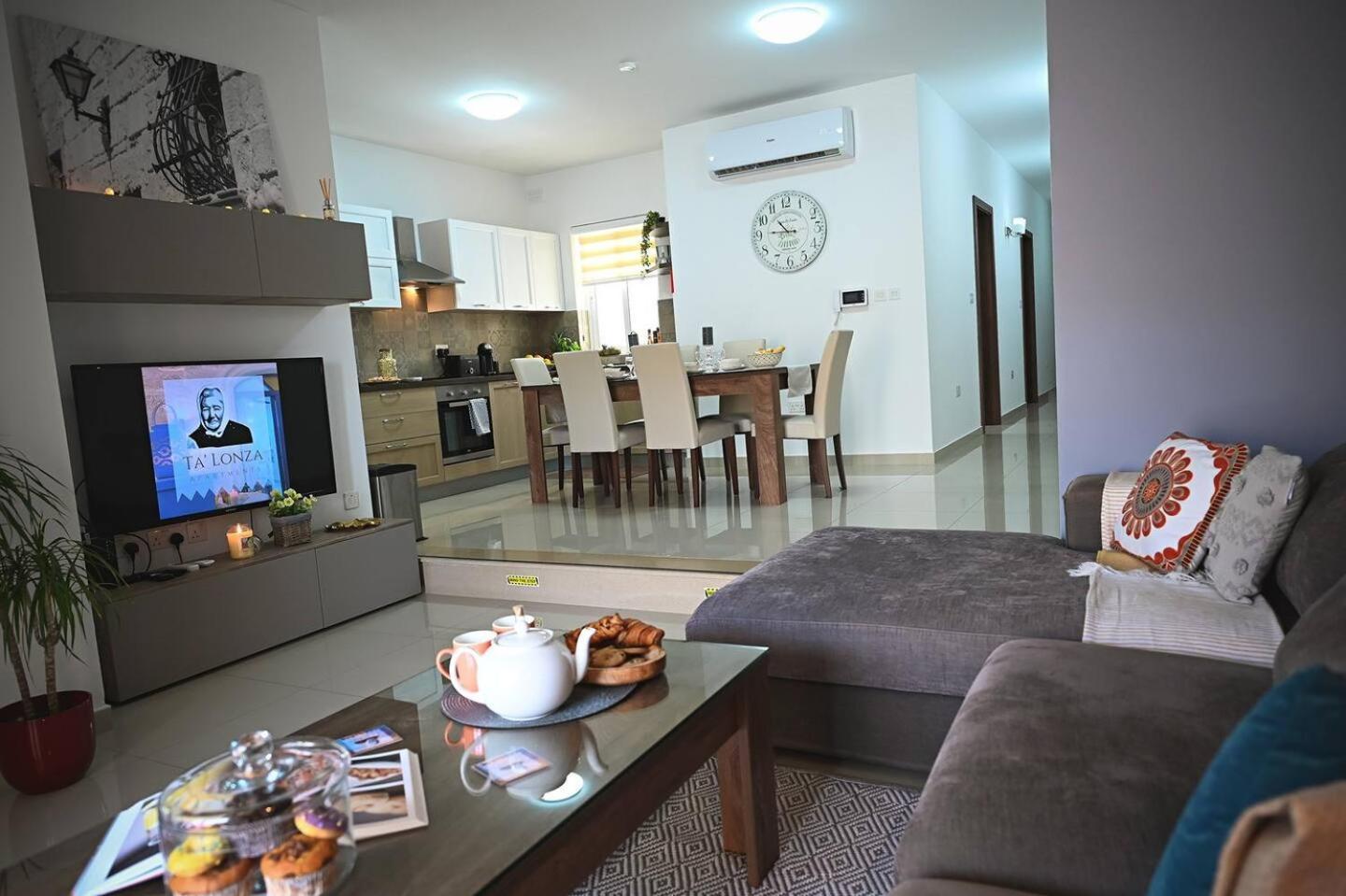 Fl 2 Ta'lonza Luxury With Hot Tub By Homely