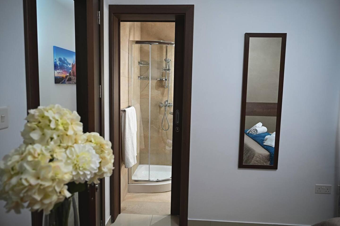 Fl 2 Ta'lonza Luxury With Hot Tub By Homely بيت للعطل المليحة